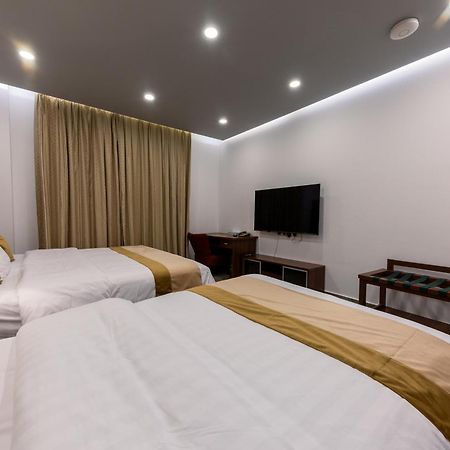 فندق روزالينا Yanbu Eksteriør billede